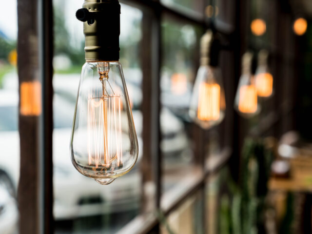 Cómo Utilizar la Iluminación de Manera Eficiente y Reducir el Consumo de Energía