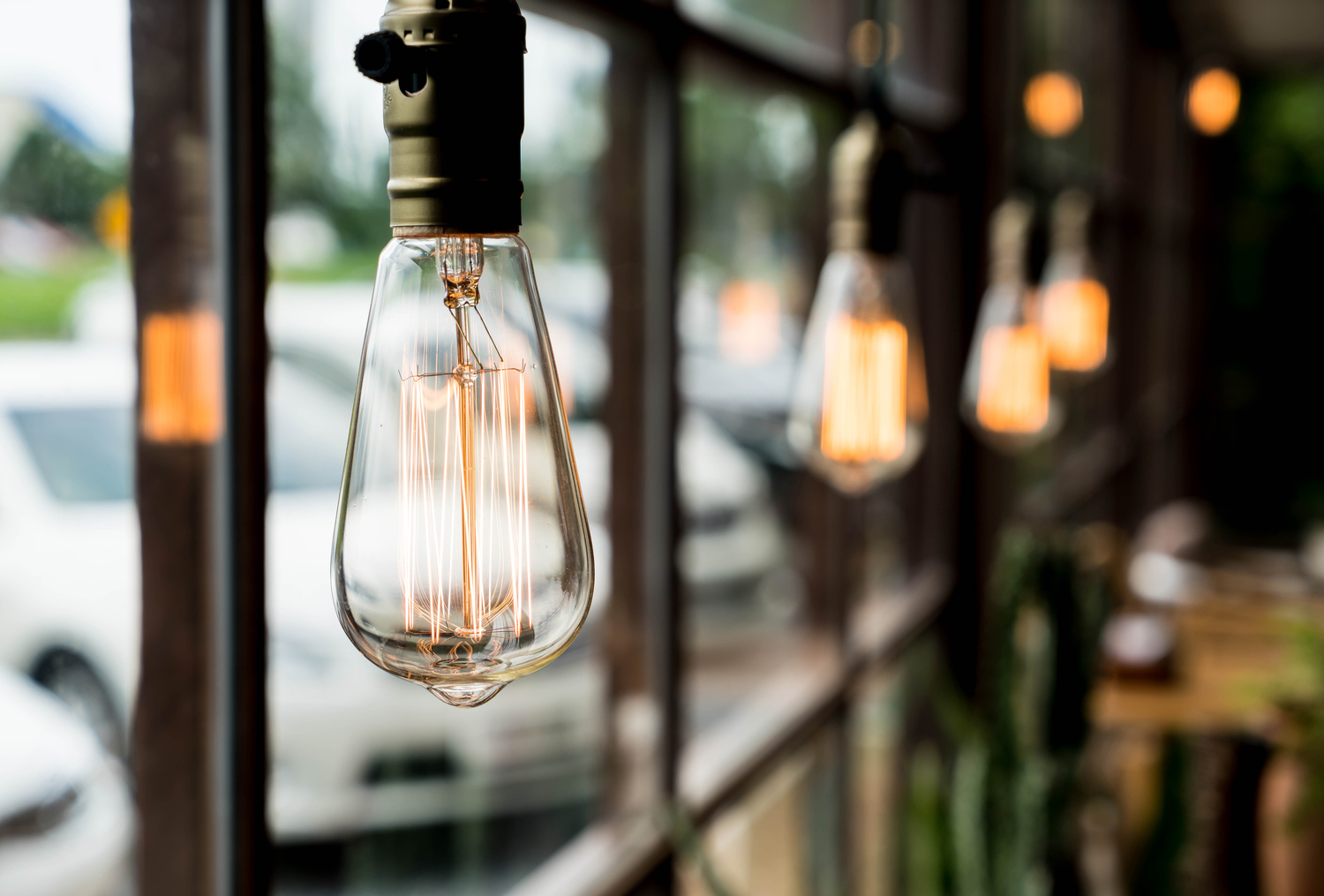 Cómo Utilizar la Iluminación de Manera Eficiente y Reducir el Consumo de Energía